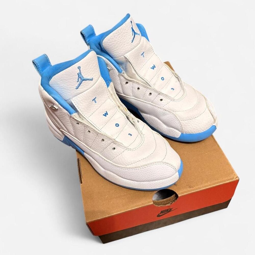 Jordan 12 White and blue - Size 1.5Y